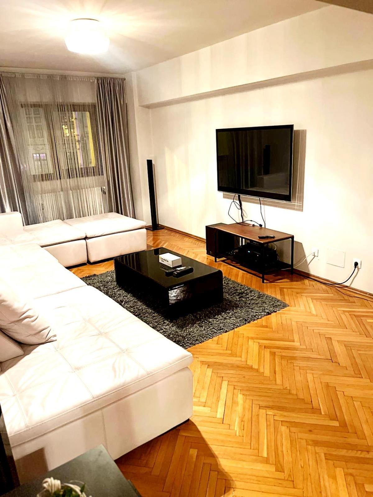 Romana 100 Sqm Deluxe Apartament Bucureşti Ngoại thất bức ảnh